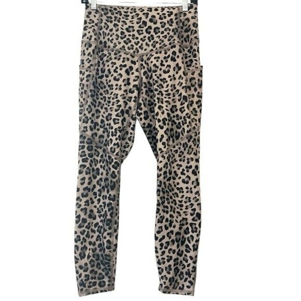 Evolution and Creation Women’s Beige Cheeta Print Leggings Size Medium